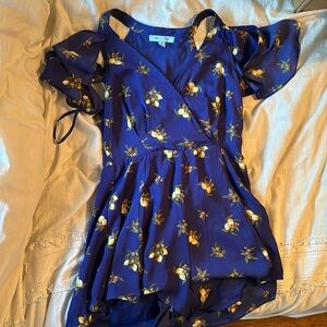 she+sky patterned romper
